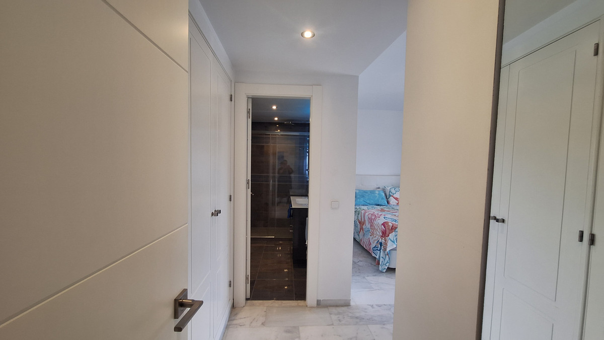 Appartement te koop in Estepona | 3 slaapkamers H5383261