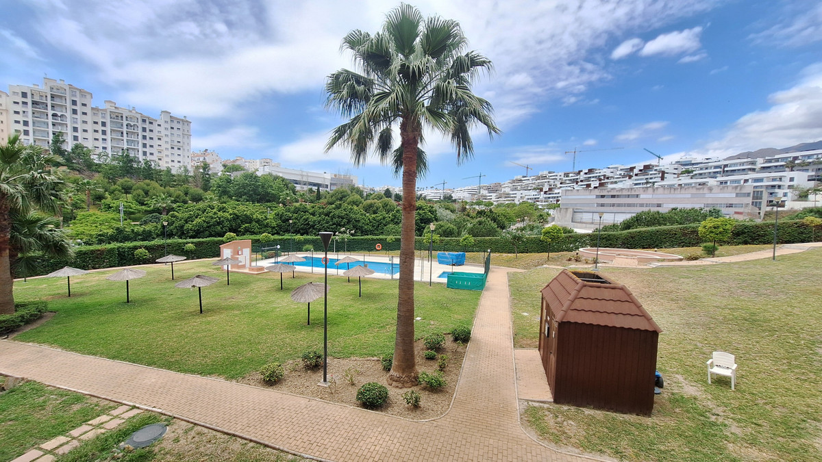 Appartement te koop in Estepona | 3 slaapkamers H5383261