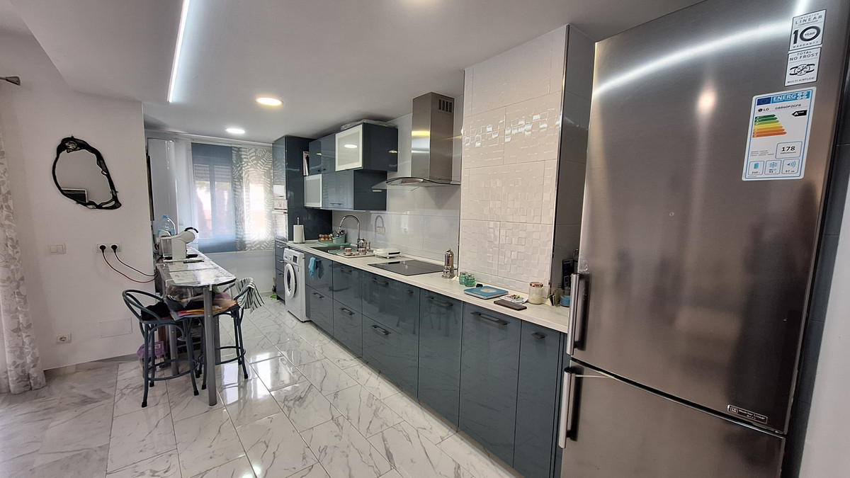 Appartement te koop in Estepona | 3 slaapkamers H5383261