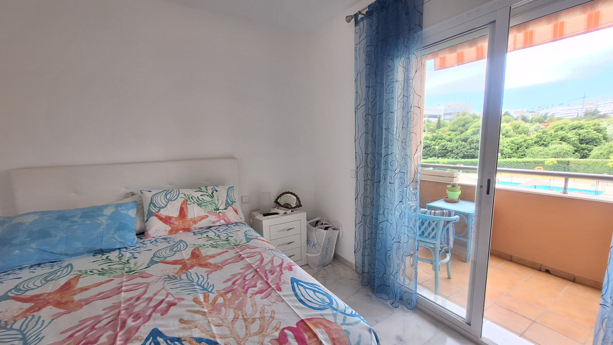 Appartement te koop in Estepona | 3 slaapkamers H5383261