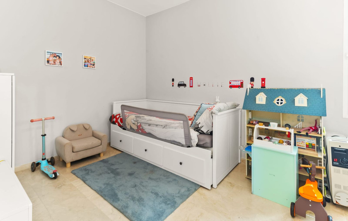 Huis te koop in Estepona | 3 slaapkamers H5388157