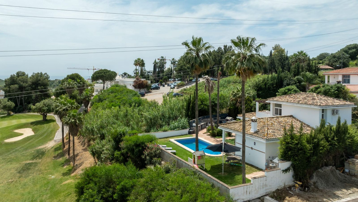 Huis te koop in Estepona | 3 slaapkamers H5388157