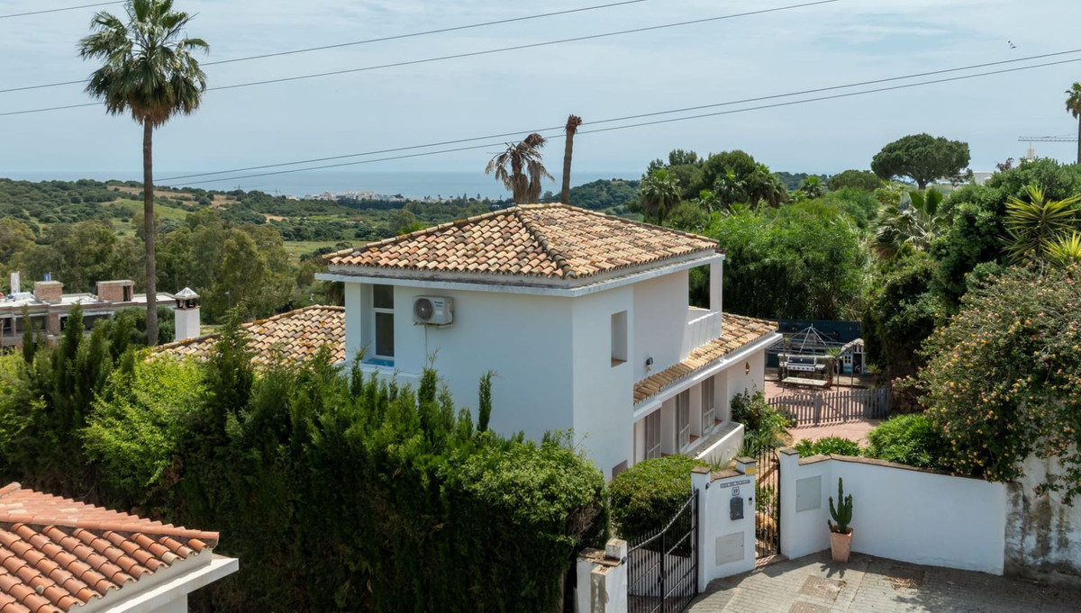 Huis te koop in Estepona | 3 slaapkamers H5388157