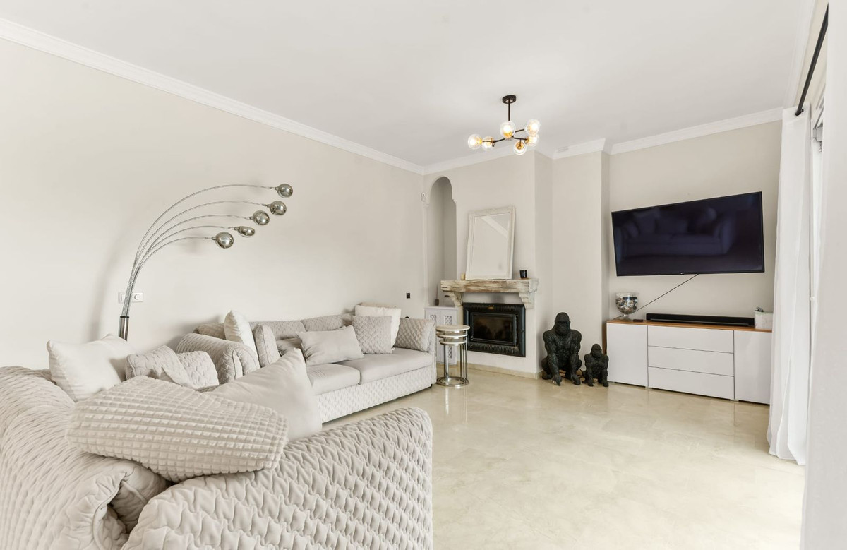 Huis te koop in Estepona | 3 slaapkamers H5388157