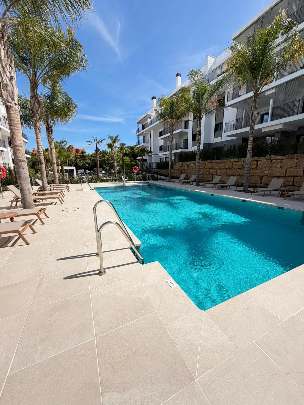 Appartement te koop in Estepona | 2 slaapkamers H5388343