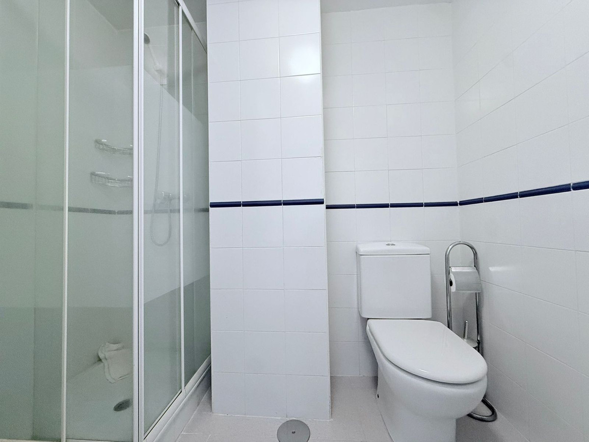 Appartement te koop in Estepona | 2 slaapkamers H5388781