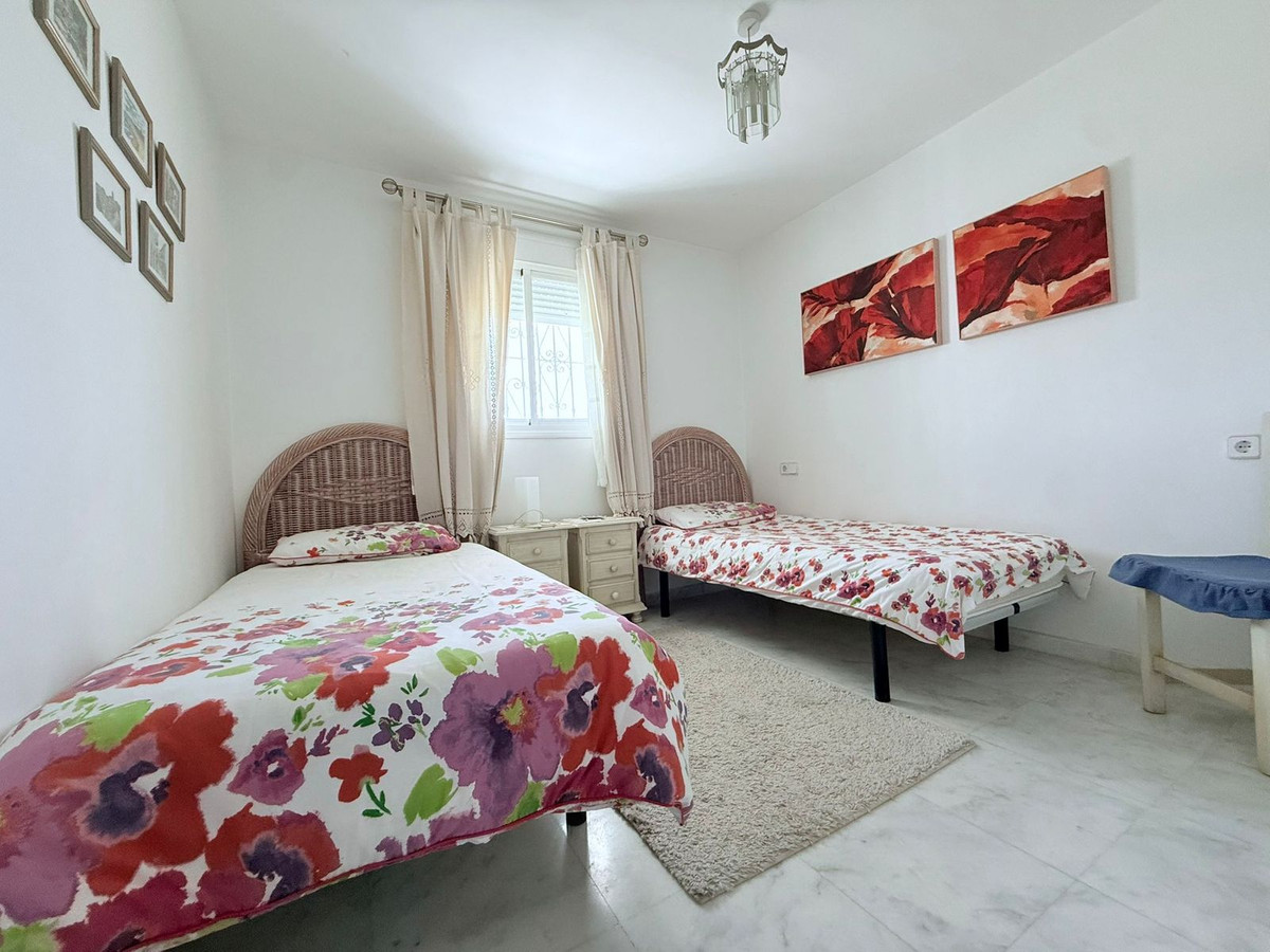 Appartement te koop in Estepona | 2 slaapkamers H5388781