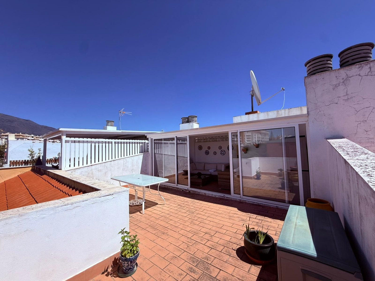 Appartement te koop in Estepona | 2 slaapkamers H5388781
