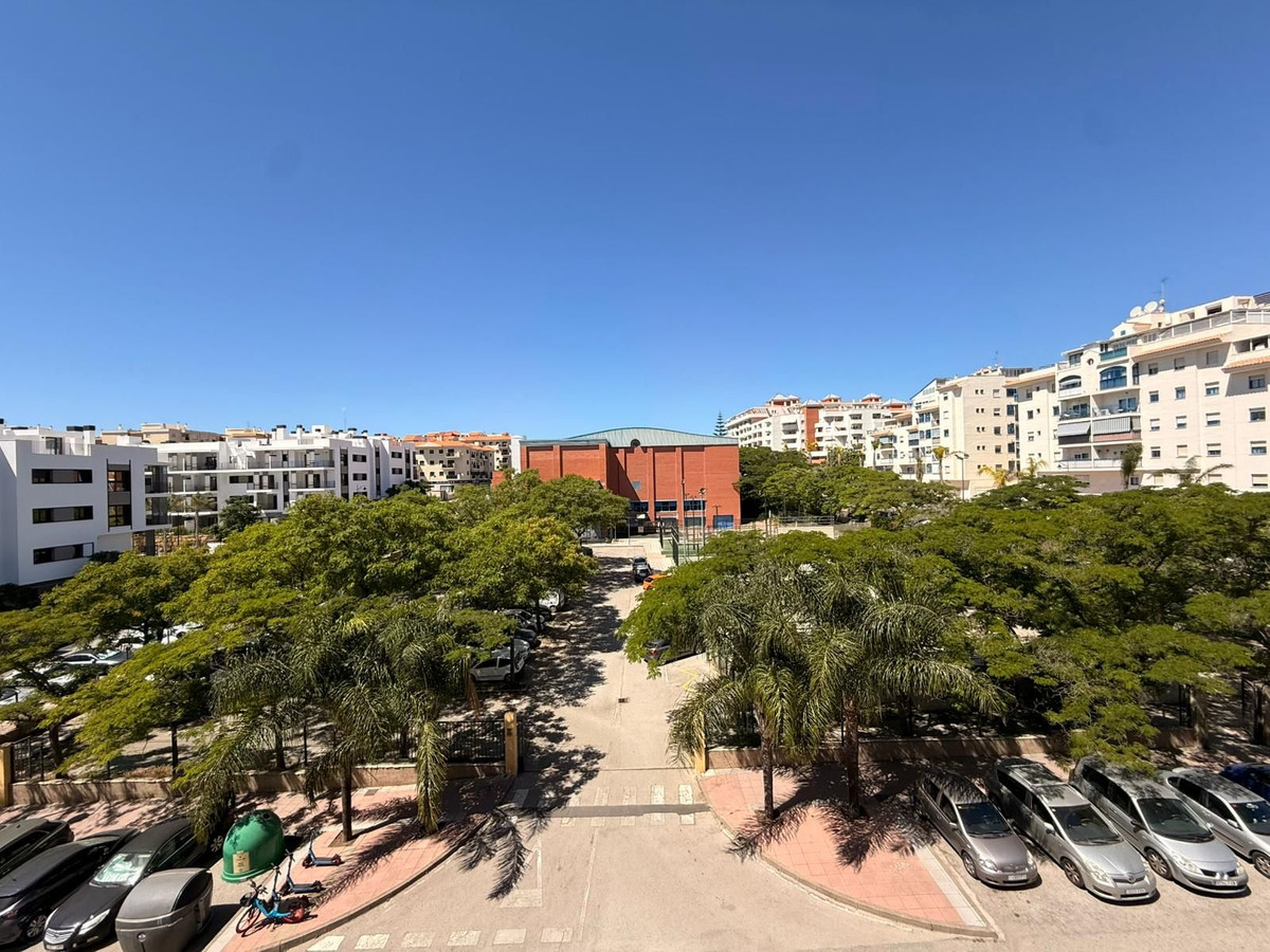 Appartement te koop in Estepona | 2 slaapkamers H5388781