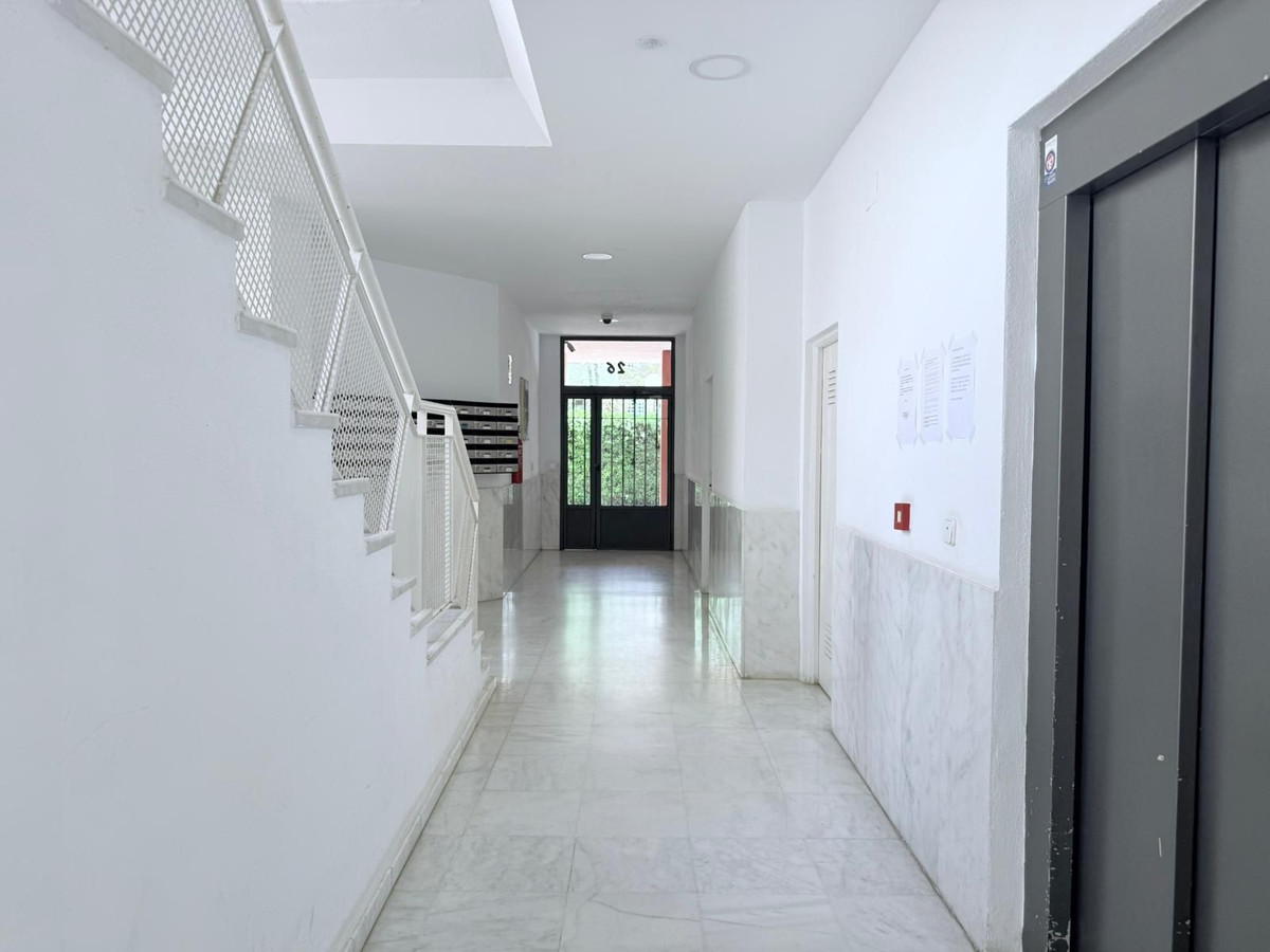 Appartement te koop in Estepona | 2 slaapkamers H5388781