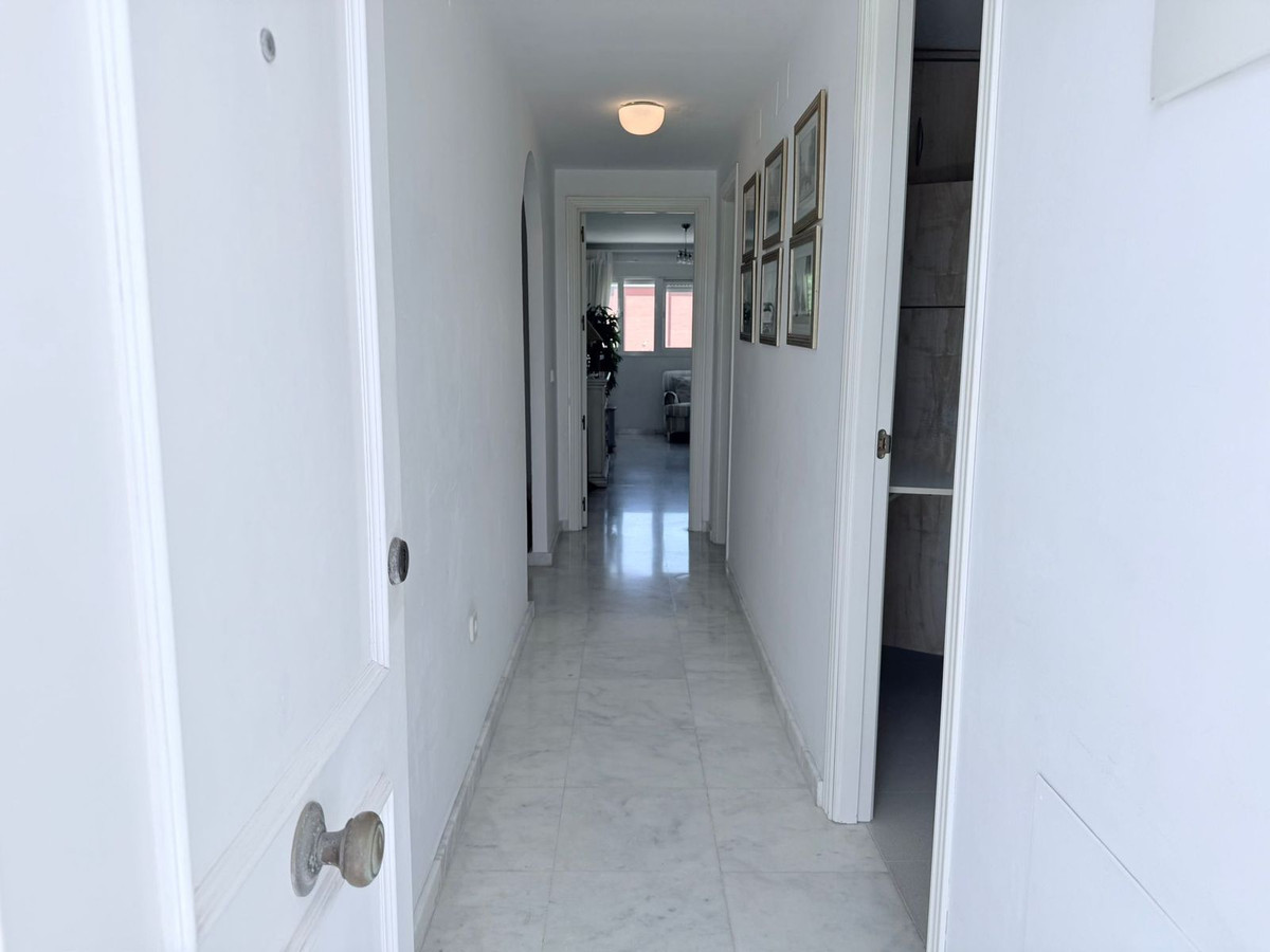 Appartement te koop in Estepona | 2 slaapkamers H5388781