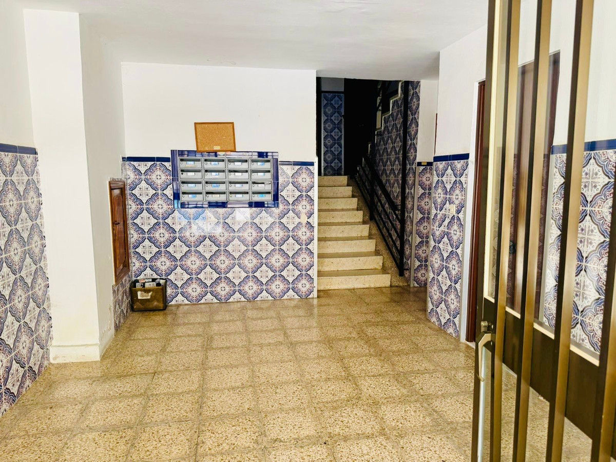 Appartement te koop in Estepona | 3 slaapkamers H5388976