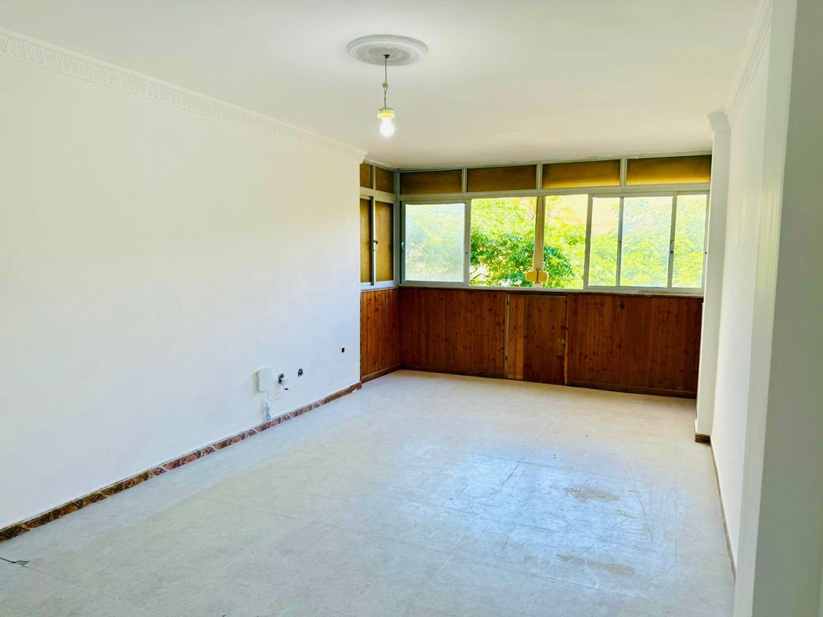 Appartement te koop in Estepona | 3 slaapkamers H5388976