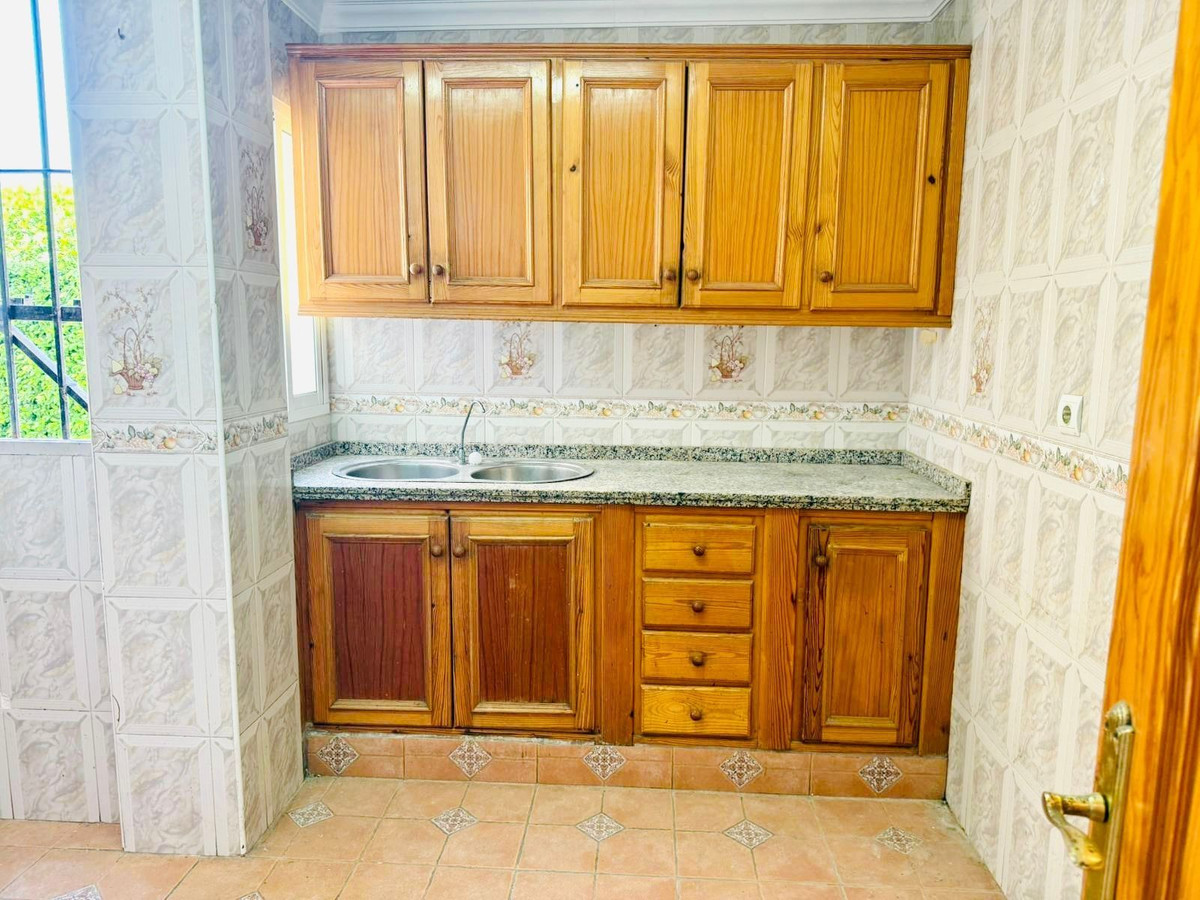 Appartement te koop in Estepona | 3 slaapkamers H5388976