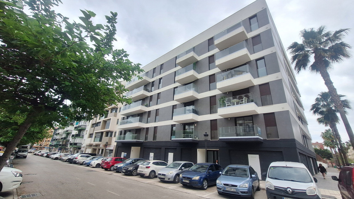 Appartement te koop in Estepona | 3 slaapkamers H5389483