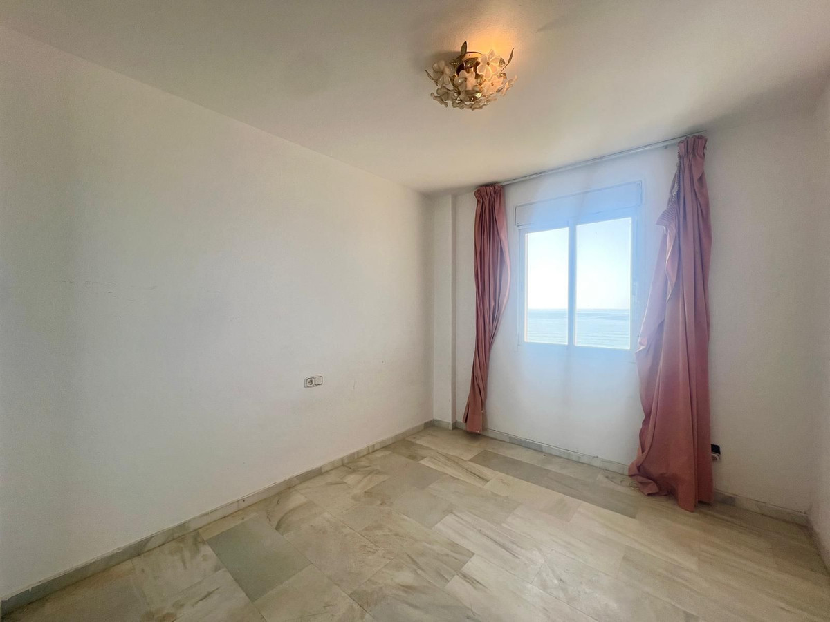 Appartement te koop in Estepona | 3 slaapkamers H5390110