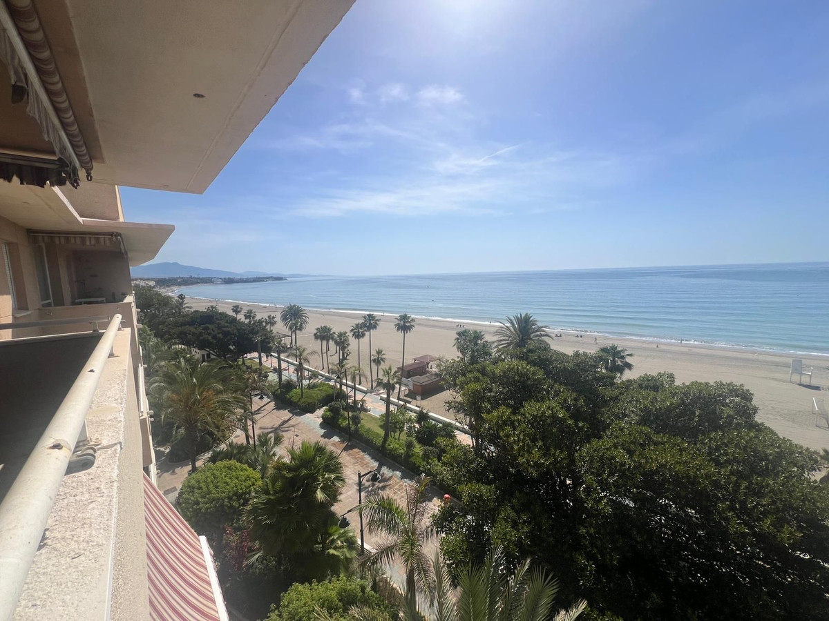 Appartement te koop in Estepona | 3 slaapkamers H5390110