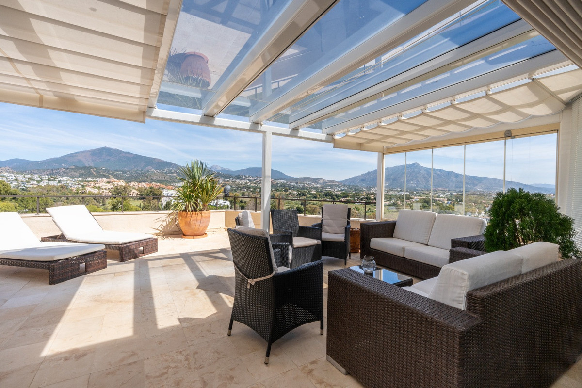 Penthouse te koop in Estepona | 2 slaapkamers H5391574