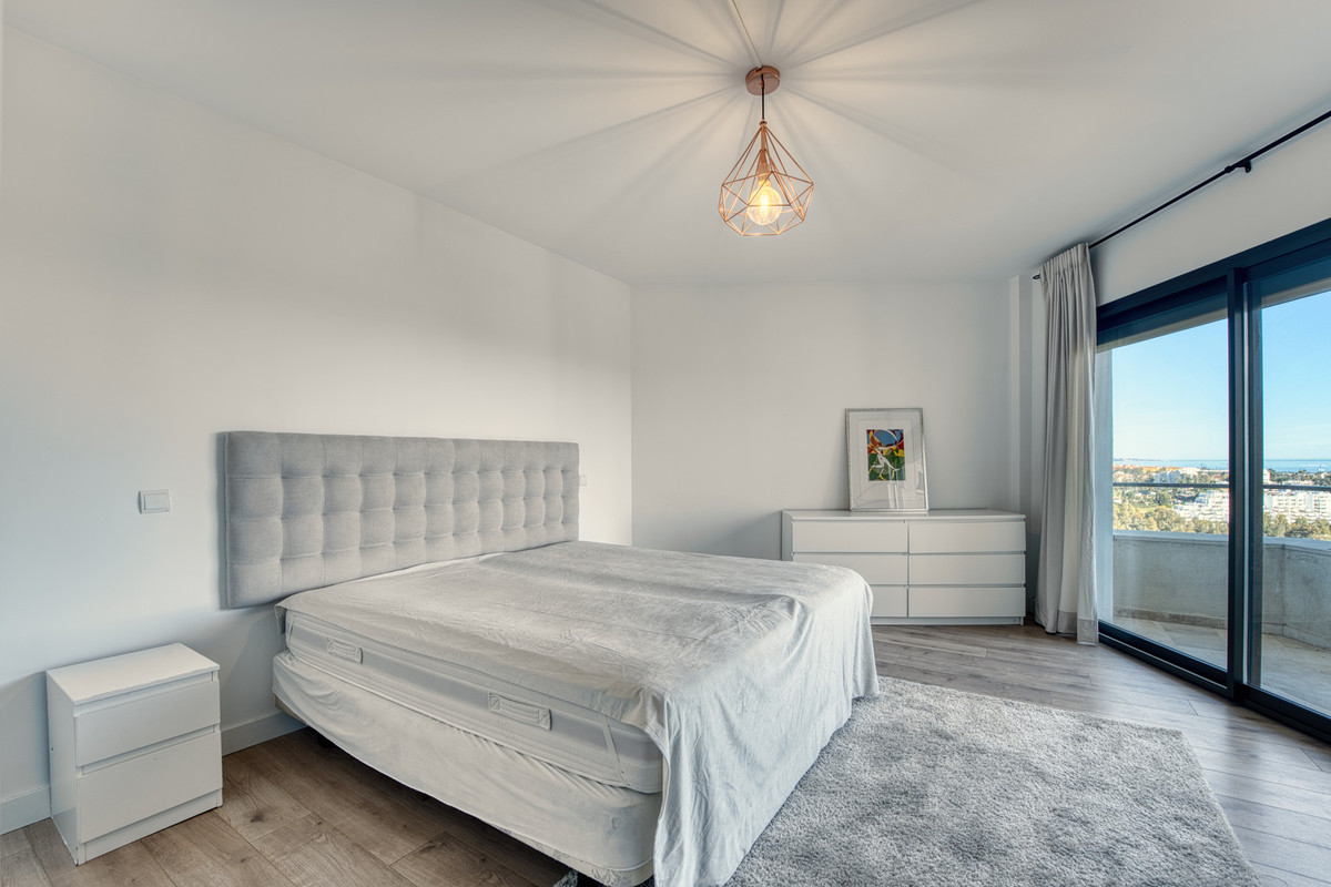 Penthouse te koop in Estepona | 2 slaapkamers H5391574