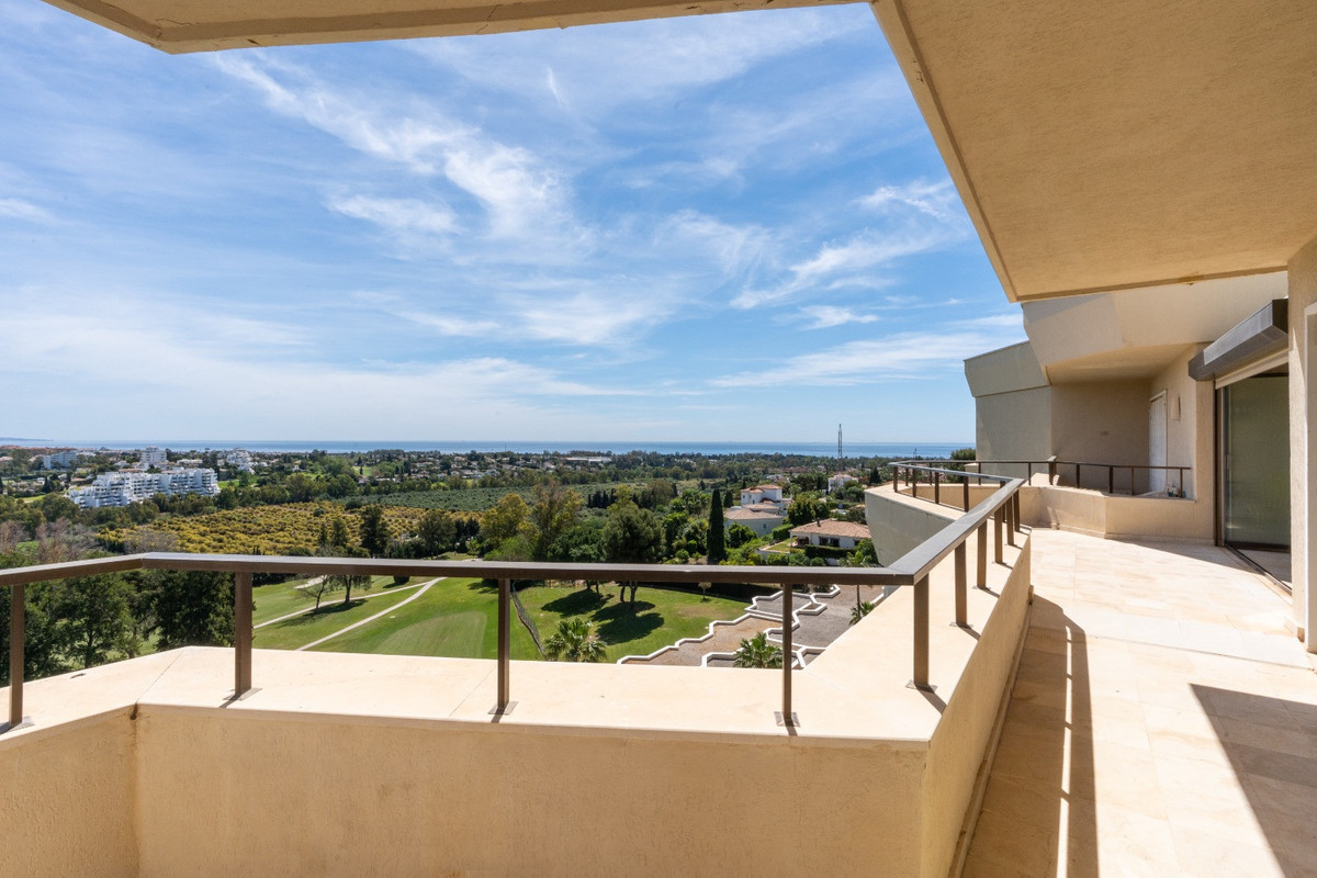 Penthouse te koop in Estepona | 2 slaapkamers H5391574