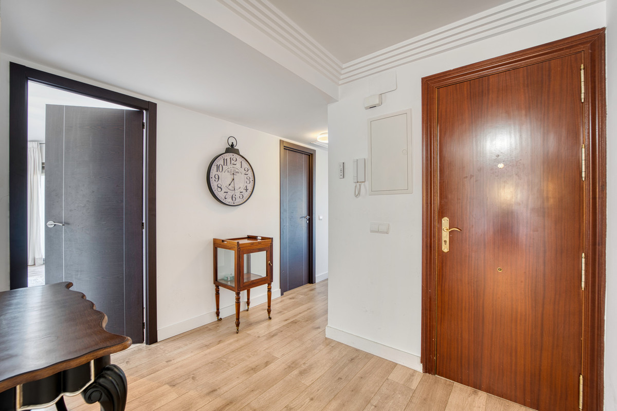 Penthouse te koop in Estepona | 2 slaapkamers H5391574