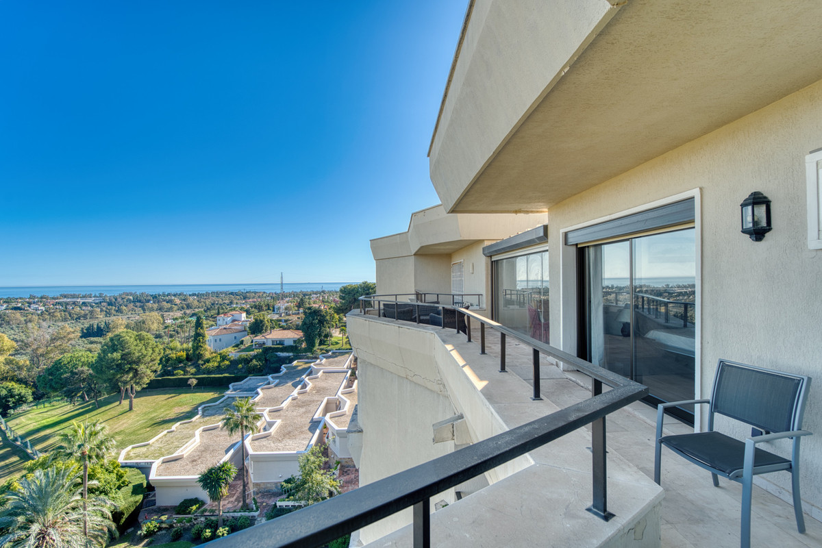 Penthouse te koop in Estepona | 2 slaapkamers H5391574