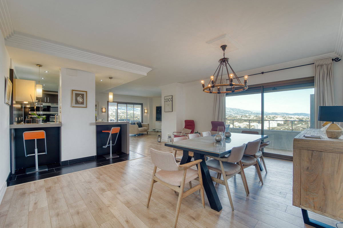 Penthouse te koop in Estepona | 2 slaapkamers H5391574