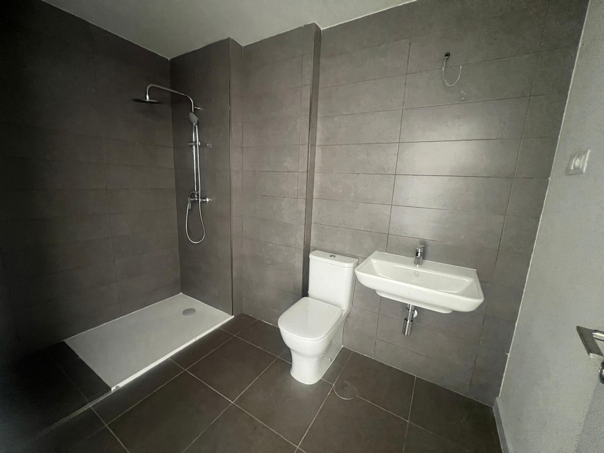 Appartement te koop in Estepona | 3 slaapkamers H5391637