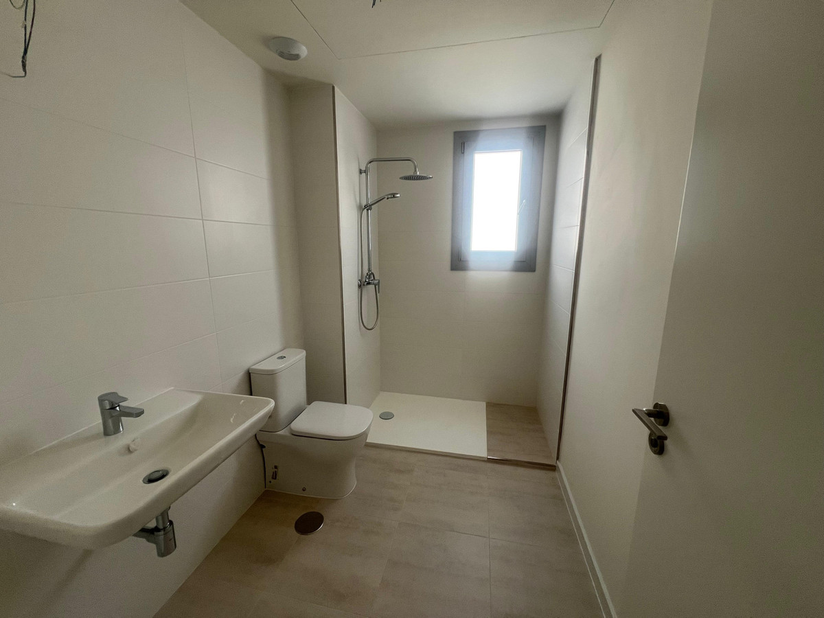 Appartement te koop in Estepona | 3 slaapkamers H5391637