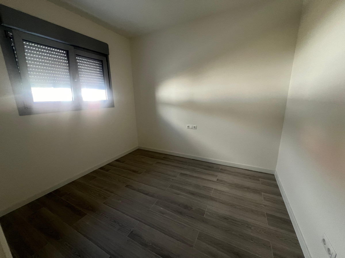 Appartement te koop in Estepona | 3 slaapkamers H5391637