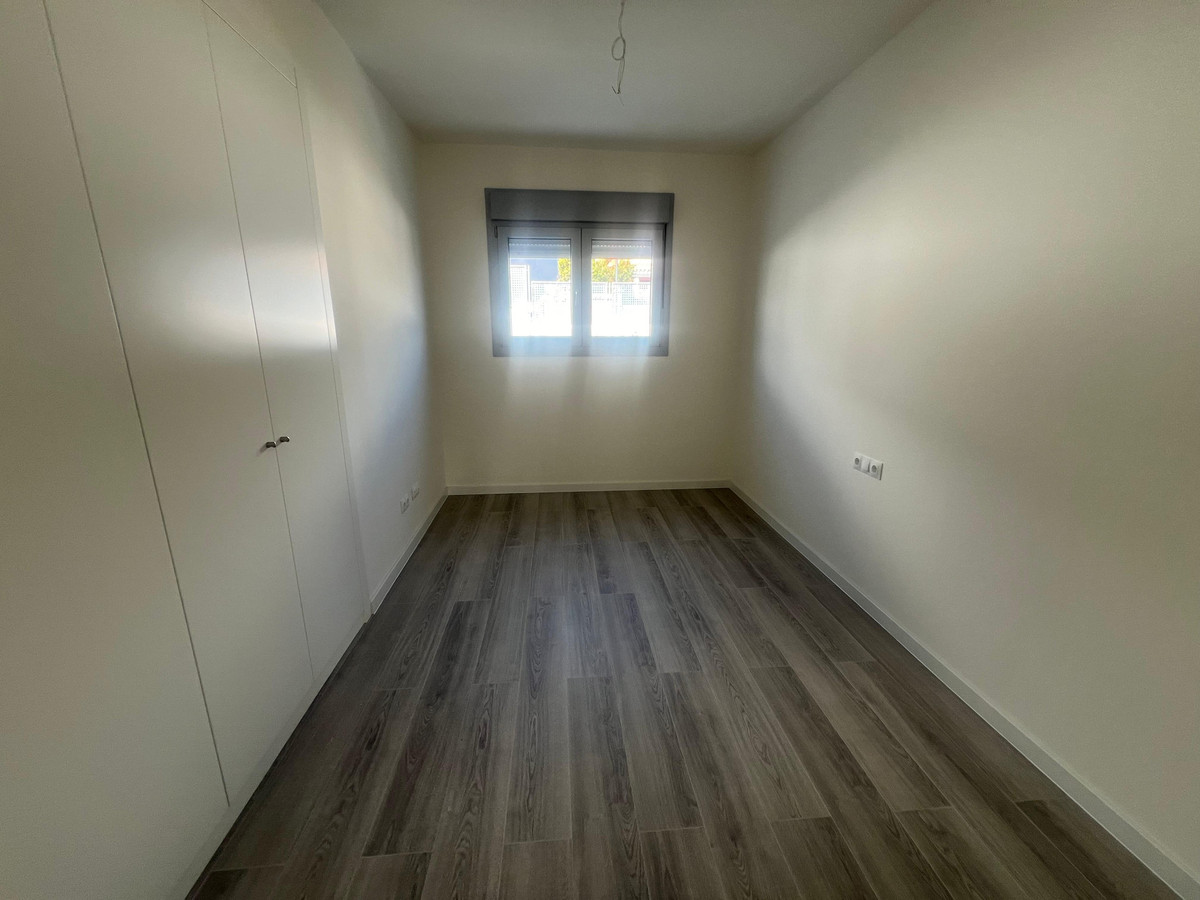 Appartement te koop in Estepona | 3 slaapkamers H5391637