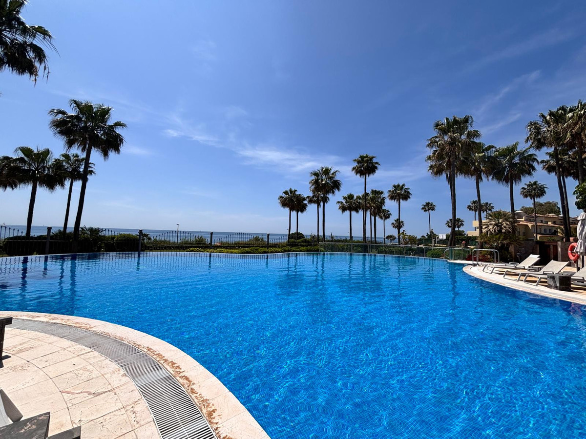 Appartement te koop in Estepona | 3 slaapkamers H5391646