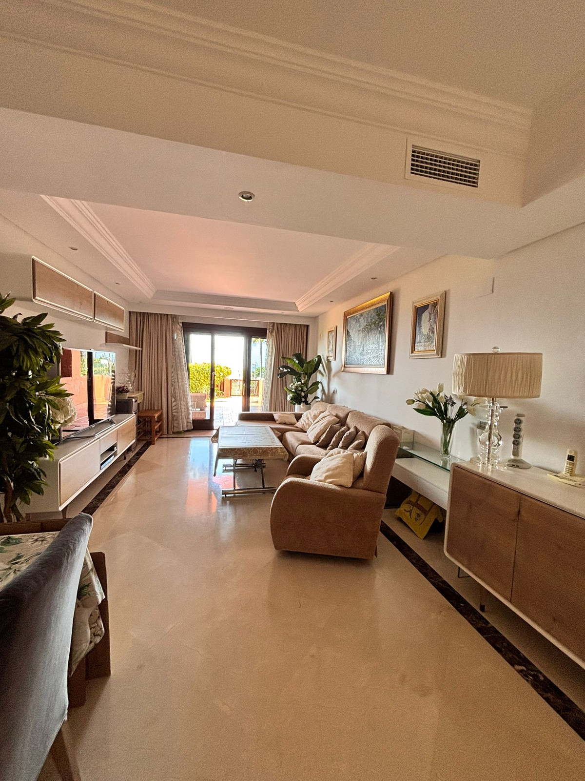 Appartement te koop in Estepona | 3 slaapkamers H5391646