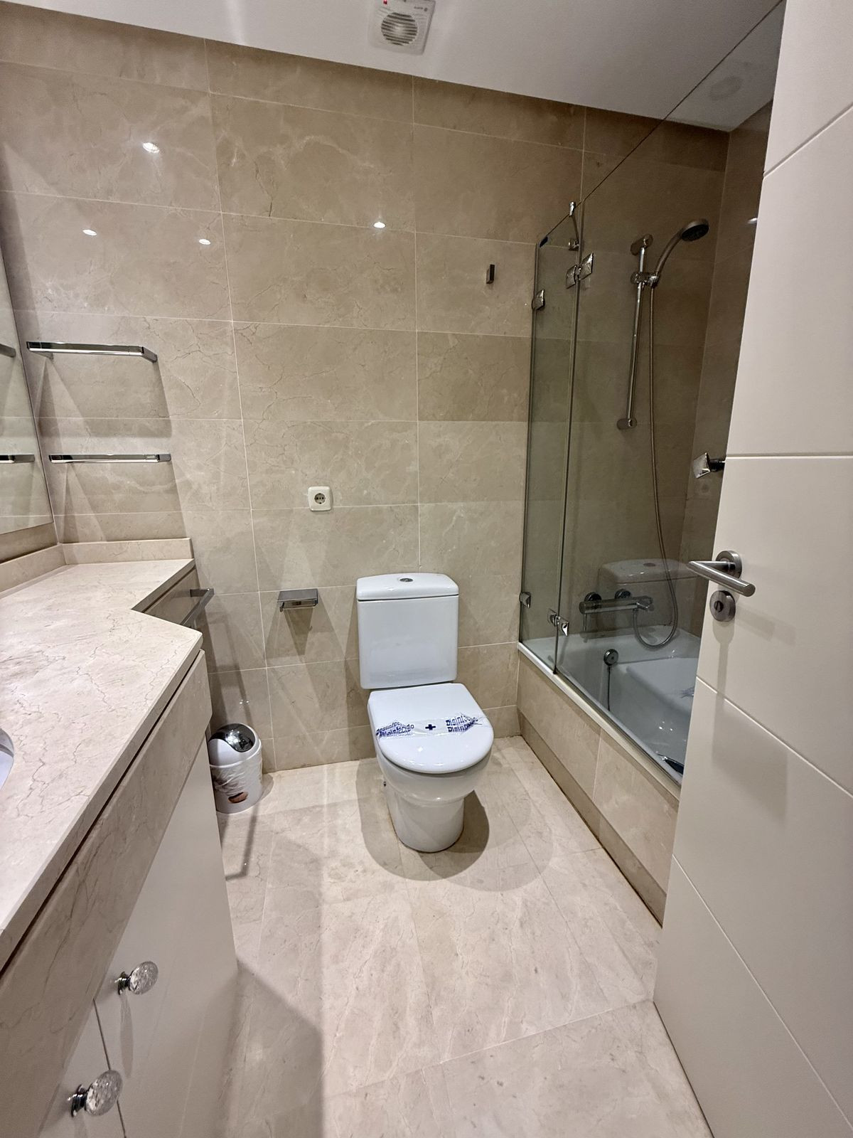 Appartement te koop in Estepona | 2 slaapkamers H5392996