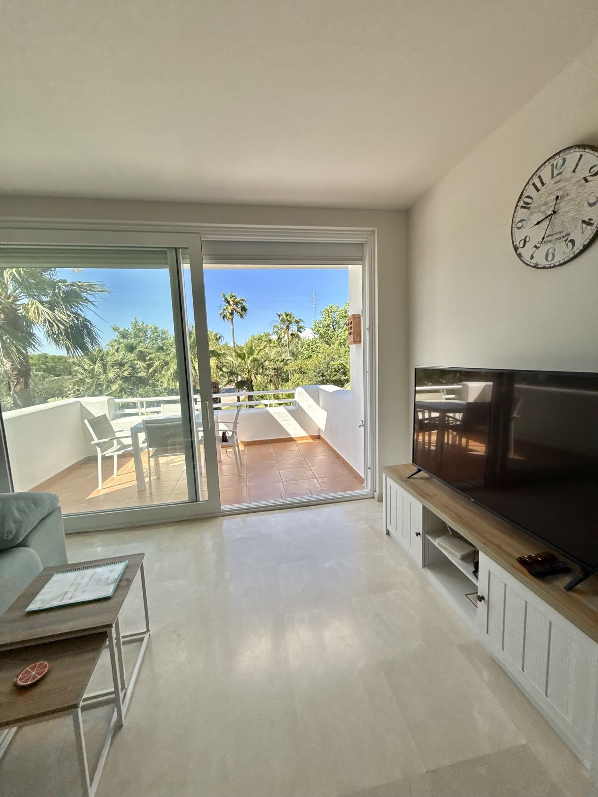 Appartement te koop in Estepona | 2 slaapkamers H5392996