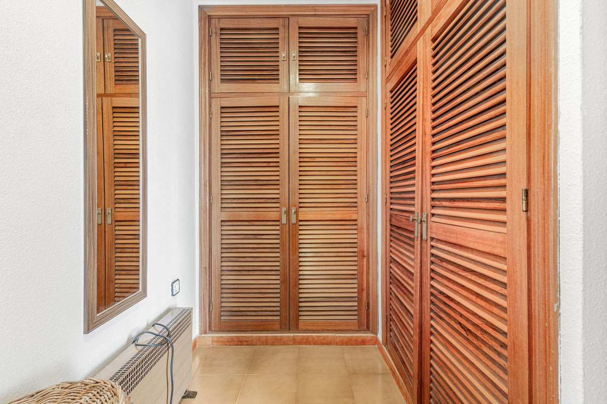 Appartement te koop in Estepona | 6 slaapkamers H5393140