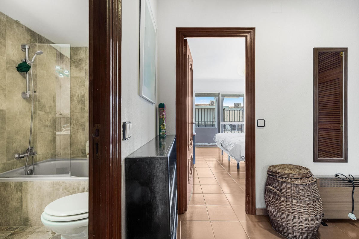 Appartement te koop in Estepona | 6 slaapkamers H5393140