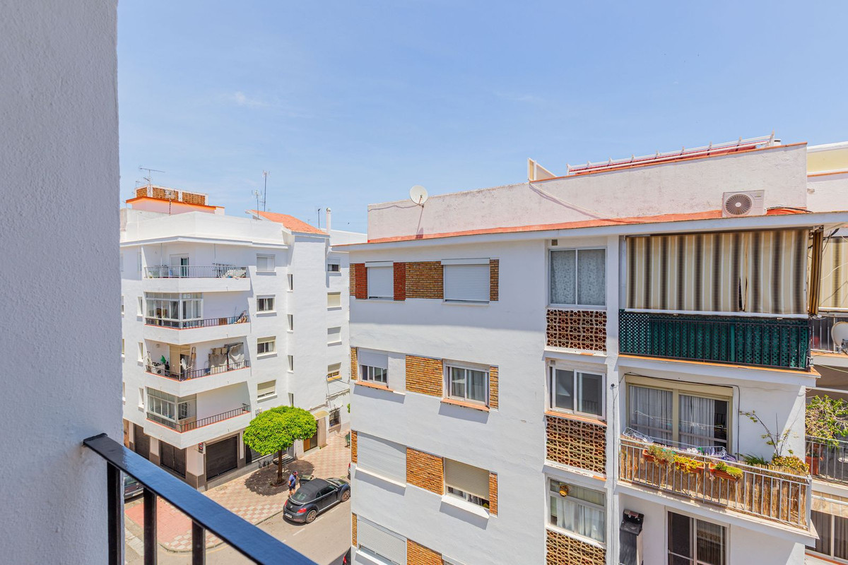Appartement te koop in Estepona | 6 slaapkamers H5393140
