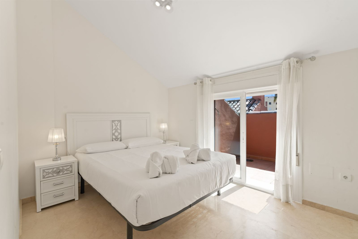 Appartement te koop in Estepona | 3 slaapkamers H5393152