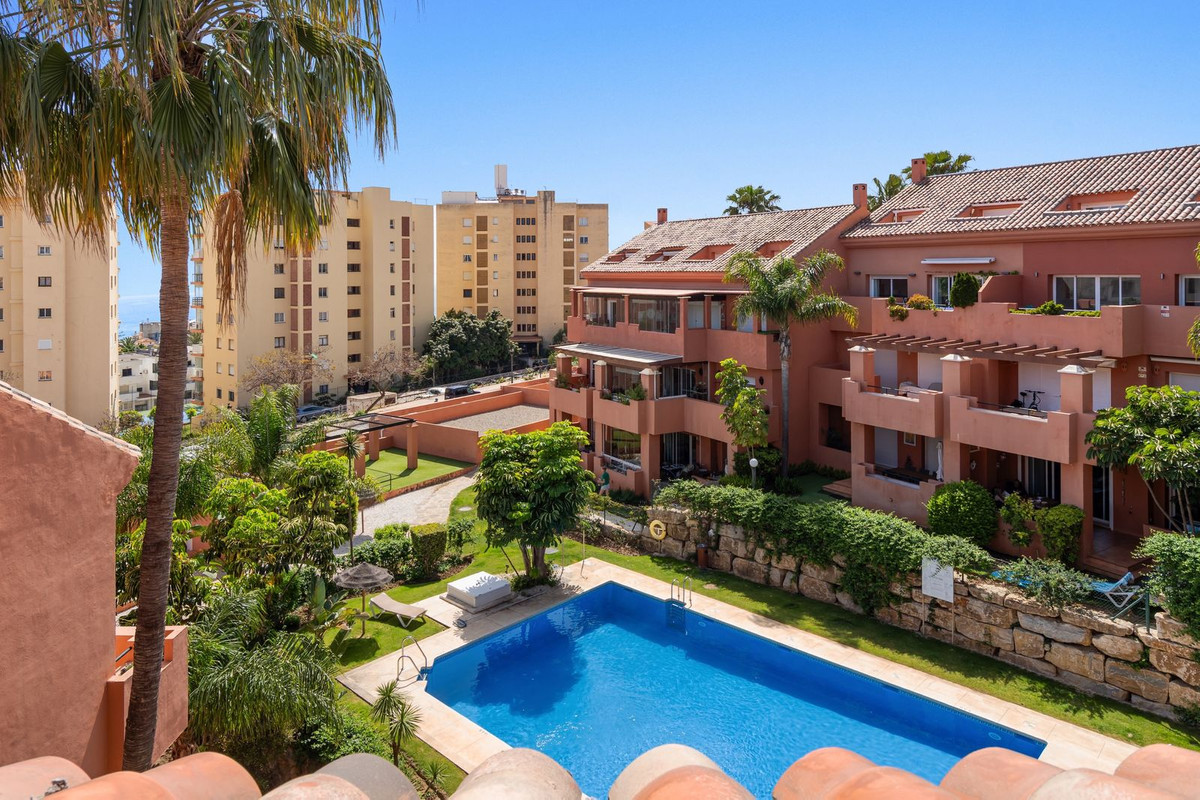 Appartement te koop in Estepona | 3 slaapkamers H5393152