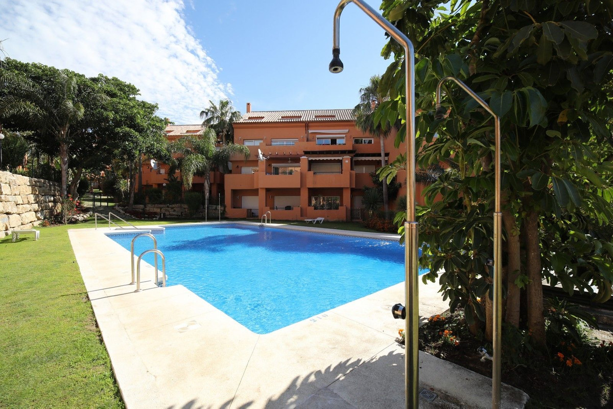 Appartement te koop in Estepona | 3 slaapkamers H5393152