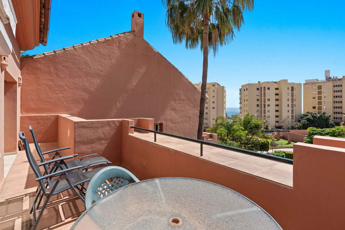 Appartement te koop in Estepona | 3 slaapkamers H5393152