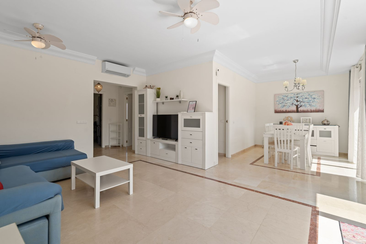 Appartement te koop in Estepona | 3 slaapkamers H5393152