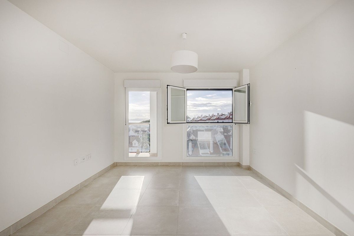 Appartement te koop in Estepona | 3 slaapkamers H5393347