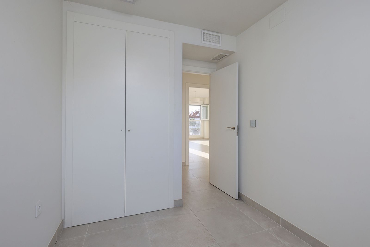 Appartement te koop in Estepona | 3 slaapkamers H5393347