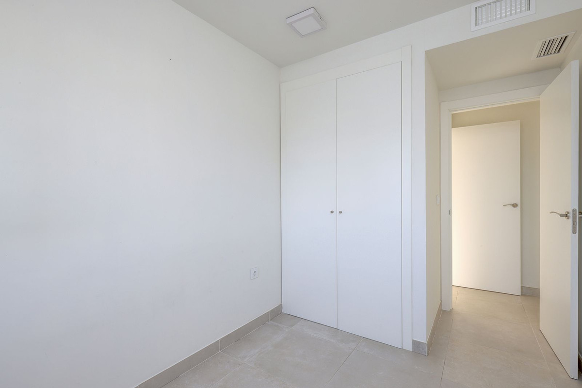 Appartement te koop in Estepona | 3 slaapkamers H5393347