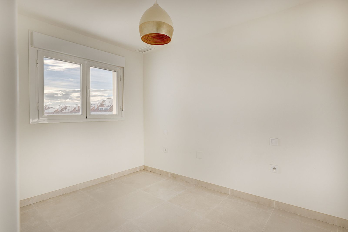 Appartement te koop in Estepona | 3 slaapkamers H5393347