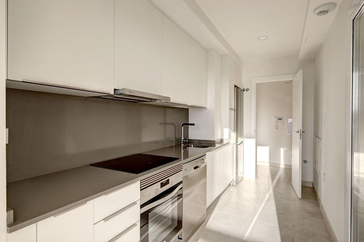 Appartement te koop in Estepona | 3 slaapkamers H5393347