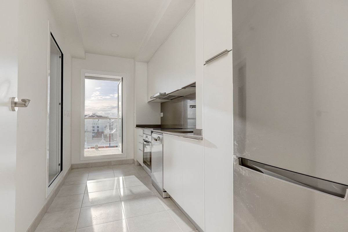 Appartement te koop in Estepona | 3 slaapkamers H5393347