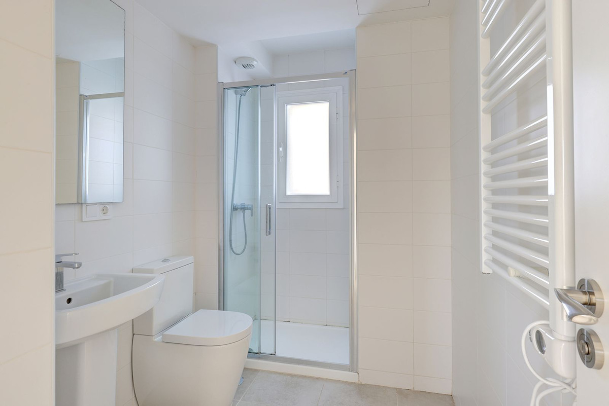 Appartement te koop in Estepona | 3 slaapkamers H5393347